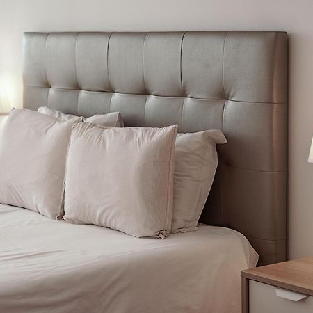 Travel & Live Aliados Apartment OOporto Esterno foto