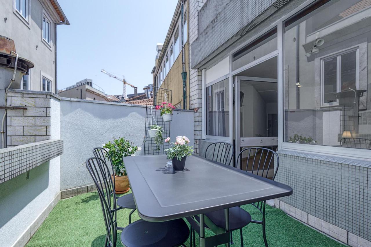 Travel & Live Aliados Apartment OOporto Esterno foto