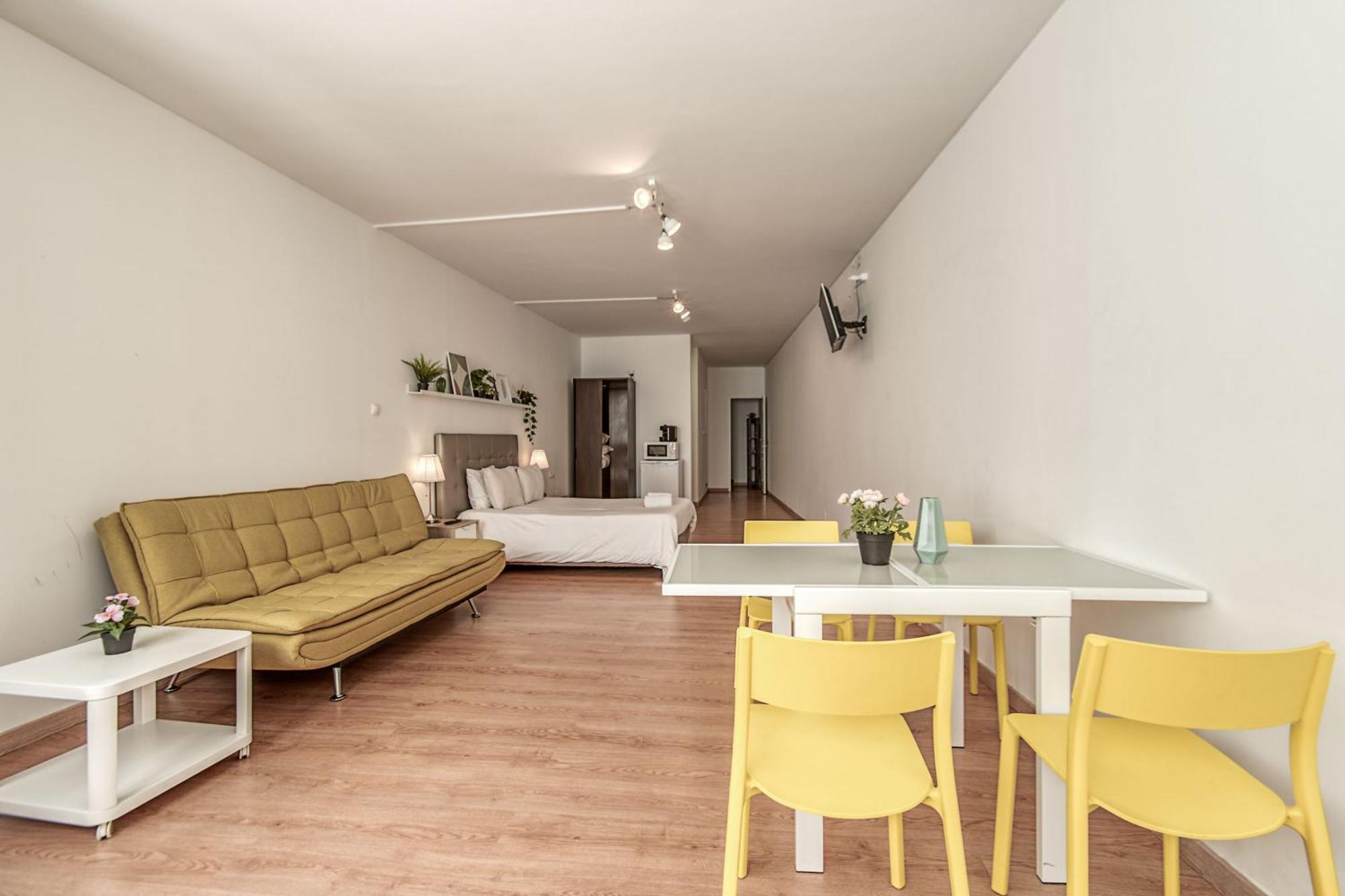 Travel & Live Aliados Apartment OOporto Esterno foto