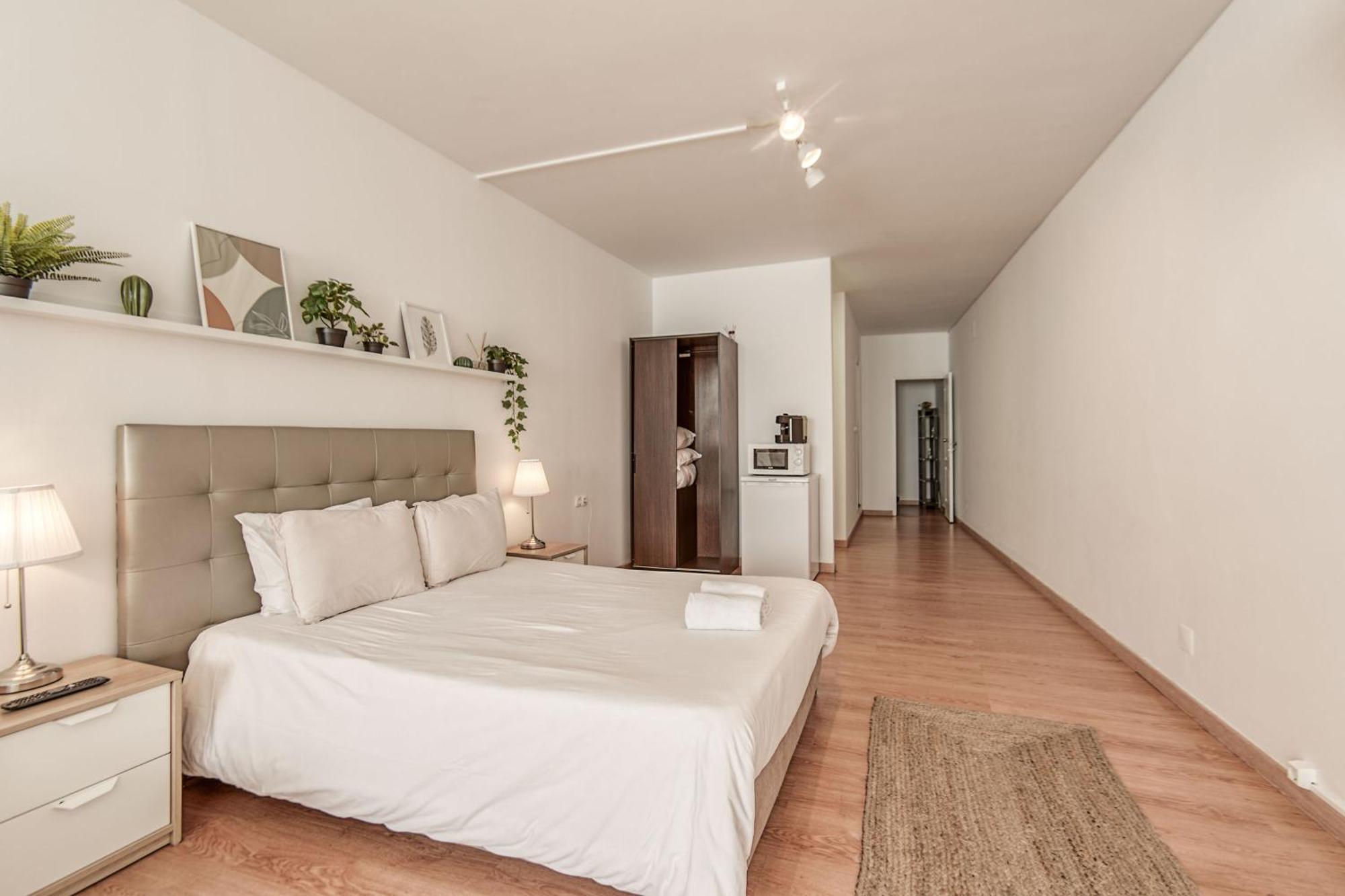 Travel & Live Aliados Apartment OOporto Esterno foto